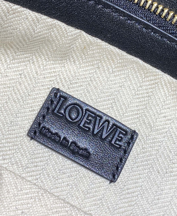 LOEWE Puzzle Hobo bag