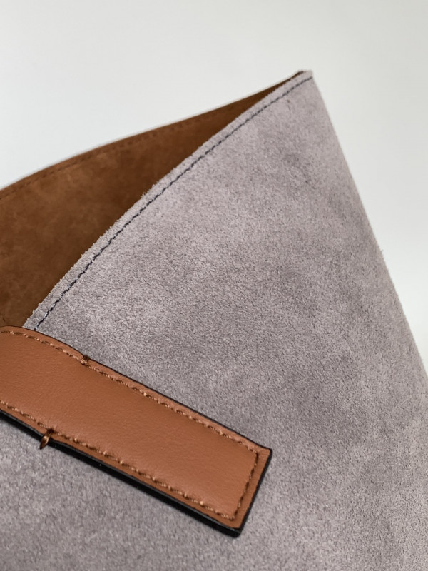 LOEWE Elephant Basket bag