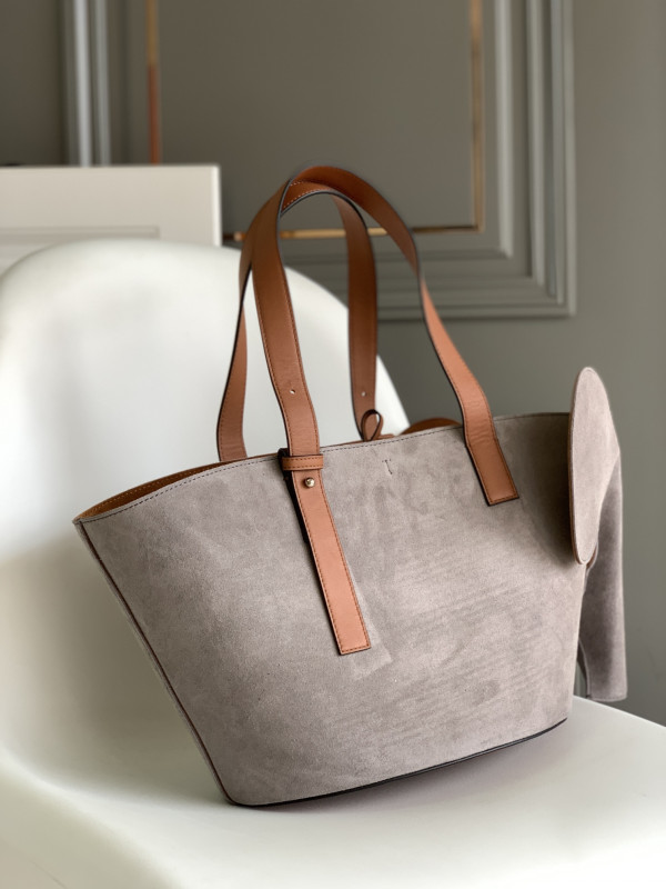 LOEWE Elephant Basket bag