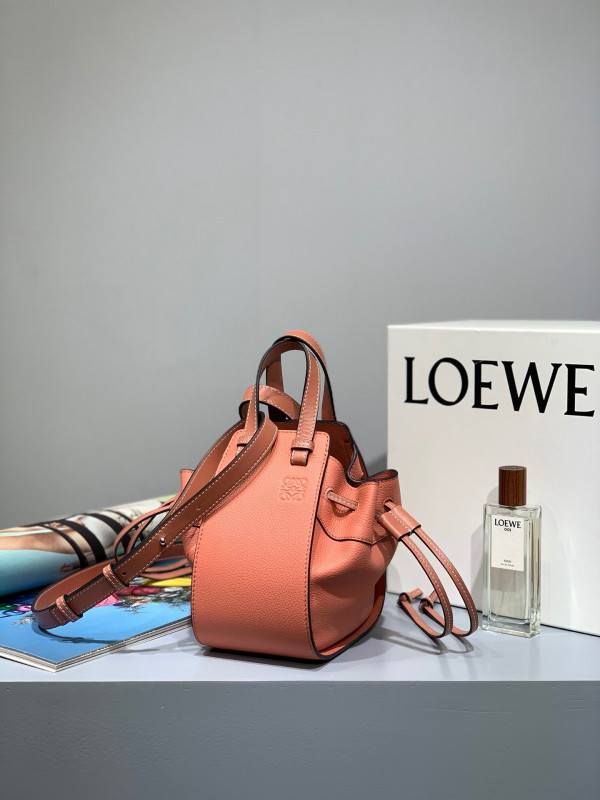 LOEWE HAMMOCK