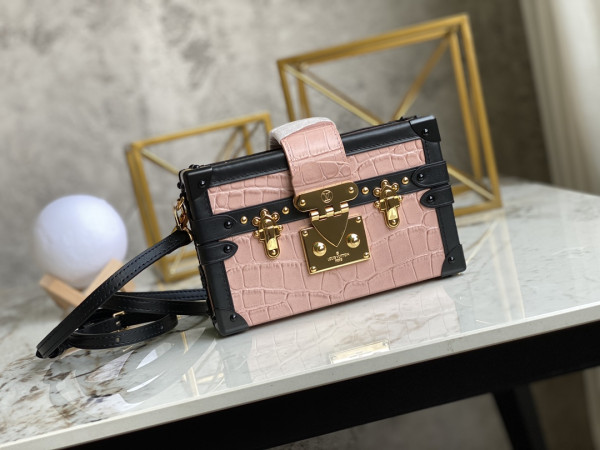 l**is V*t*n petite malle