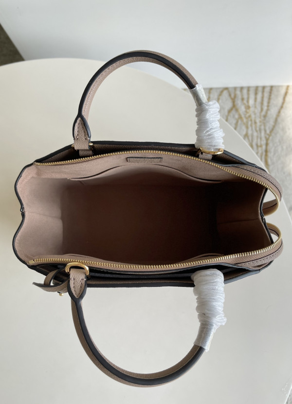 l**is V*t*n petit palais