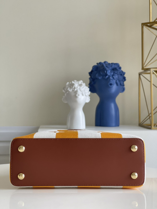 l**is V*t*n capucines mm