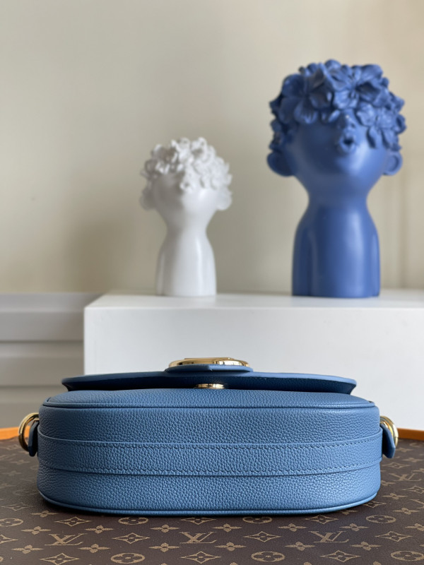 l**is V*t*n pont 9 soft mm