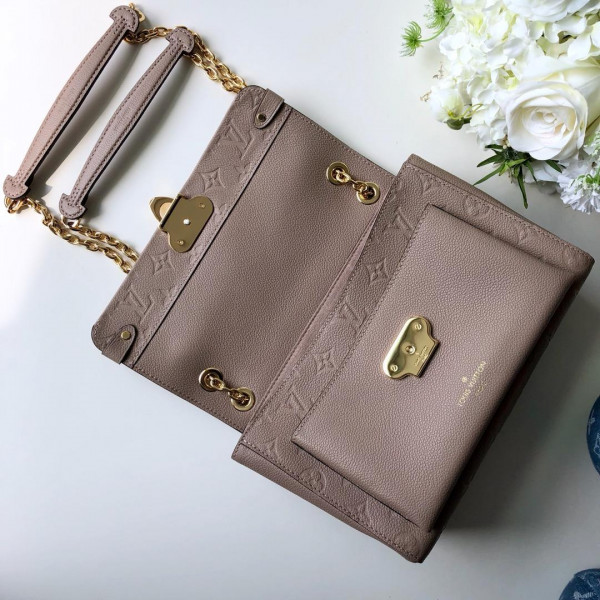 l**is V*t*n vavin pm