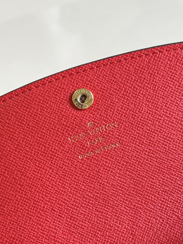 l**is V*t*n emilie wallet