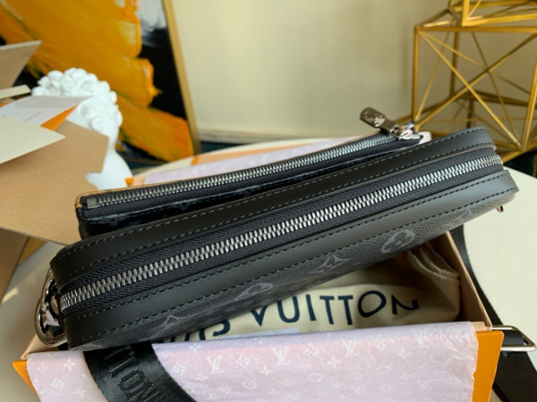 l**is V*t*n district