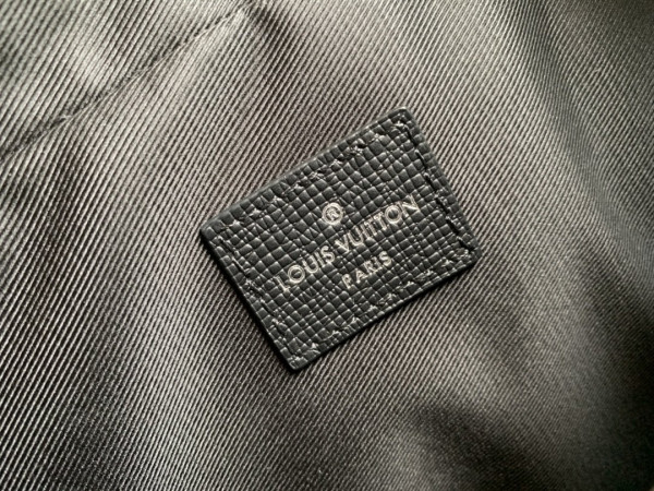 l**is V*t*n alex briefcase