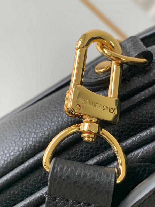 l**is V*t*n pochette metis