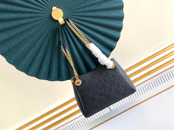 l**is V*t*n surene bb