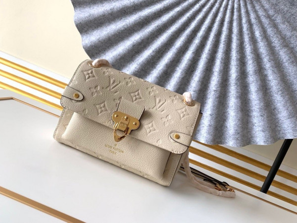 l**is V*t*n vavin bb