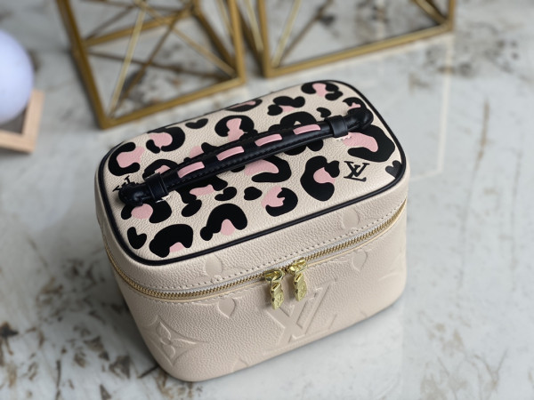 l**is V*t*n nice mini