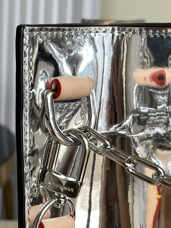 l**is V*t*n ksac plat