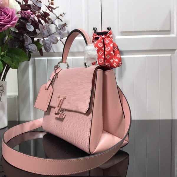 l**is V*t*n grenelle pm