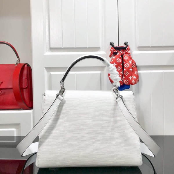 l**is V*t*n grenelle pm