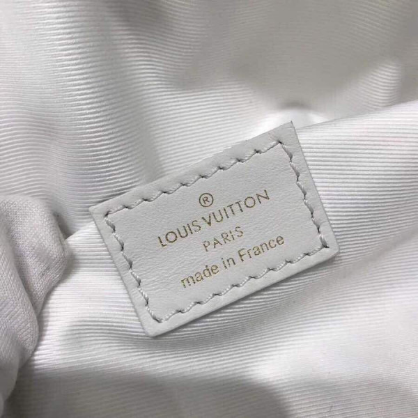 l**is V*t*n new wave bumbag