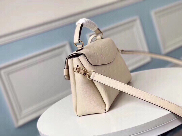 l**is V*t*n georges bb