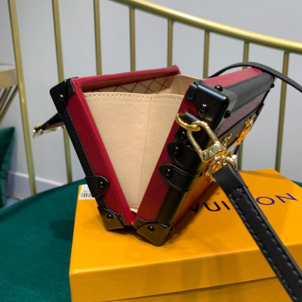 l**is V*t*n petite malle