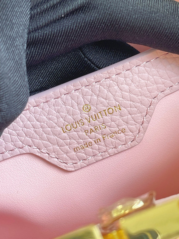 l**is V*t*n capucines bb