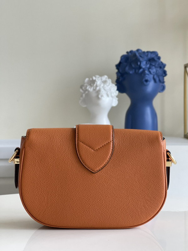 l**is V*t*n pont 9 soft mm