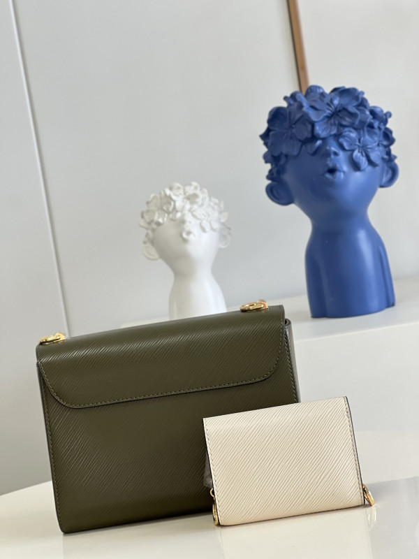 l**is V*t*n twist pm