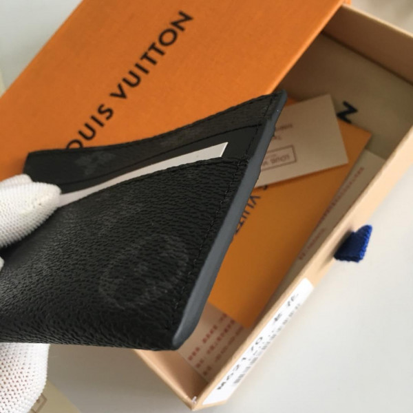 l**is V*t*n bandouliere 50double card holder