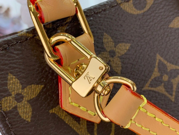 l**is V*t*n petit sac plat