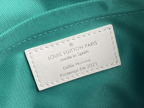 l**is V*t*n litter bag