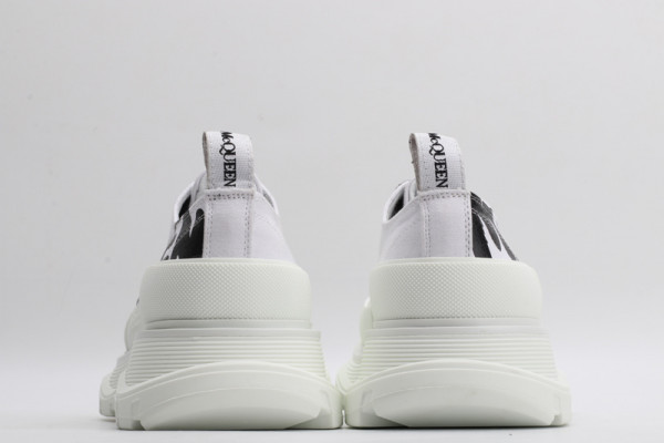 ALEXANDER MCQUEEN Tread Slick Lace Up