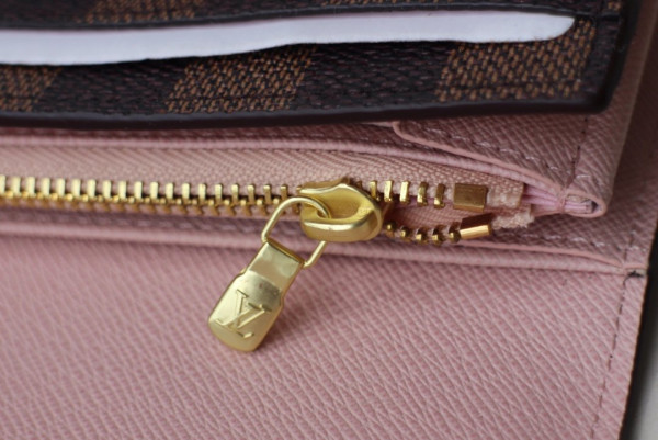 l**is V*t*n sarah wallet