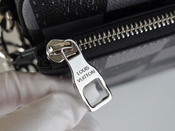 l**is V*t*n trio messenger