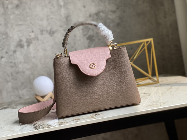 l**is V*t*n capucines bb