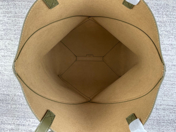 LOEWE Puzzle Fold Tote in shiny calfskin