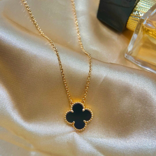 Van Cleef & Arpels Perlée NECKLACE