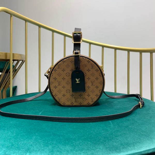 l**is V*t*n petite boite chapeau