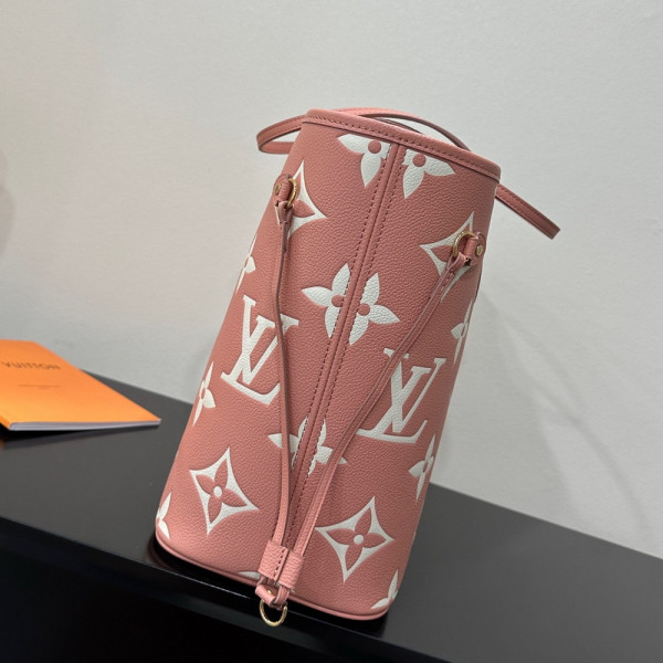 l**is V*t*n neverfull mm