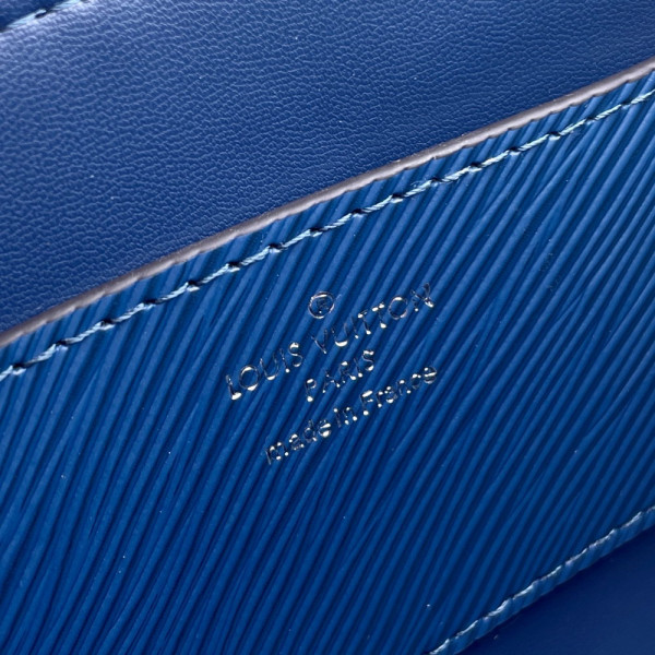 l**is V*t*n twist pm