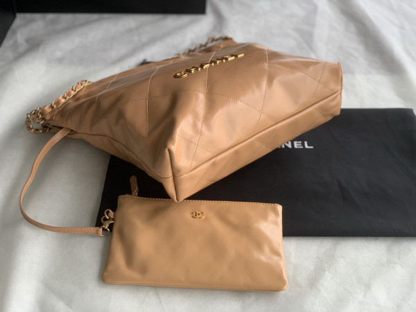 CL 22 SMALL HANDBAG