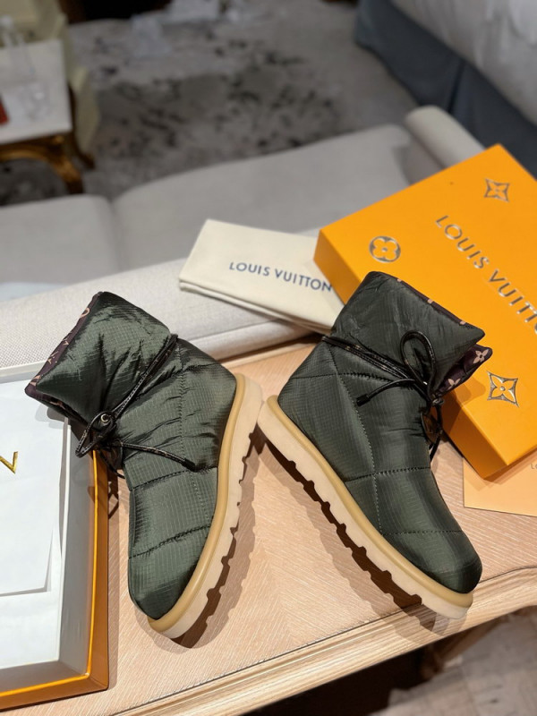 l**is V*t*n pillow comfort ankle boots