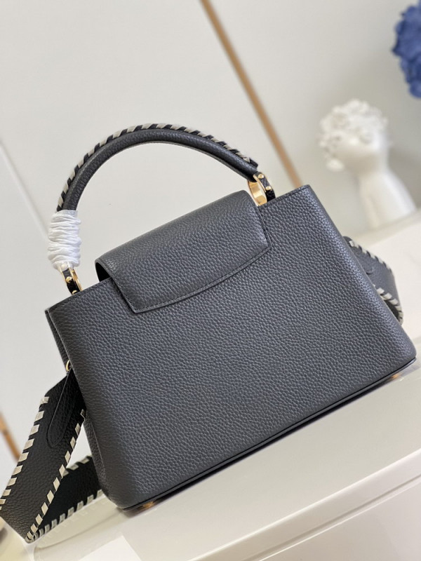 l**is V*t*n capucines mm