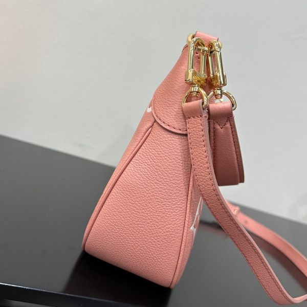 l**is V*t*n bagatelle