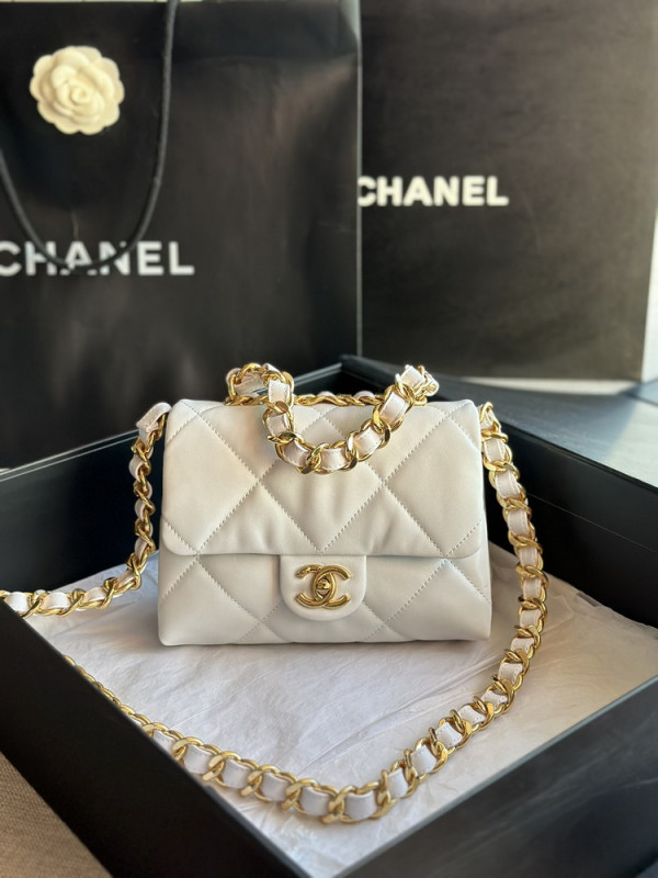 CL SMALL FLAP BAG
