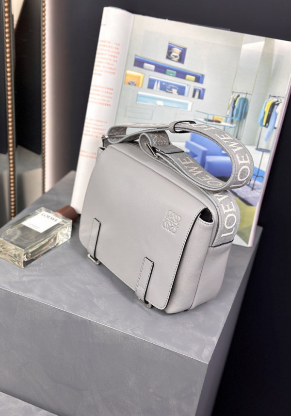 LOEWE XS Military messenger bag