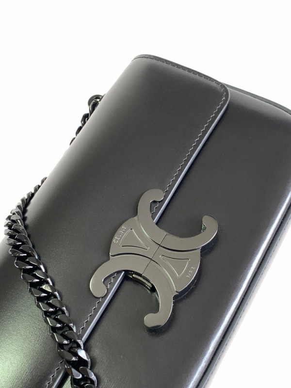 Ce**e triomphe shoulder bag