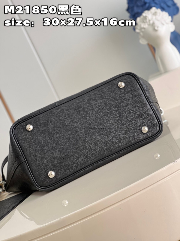 l**is V*t*n blossom mm