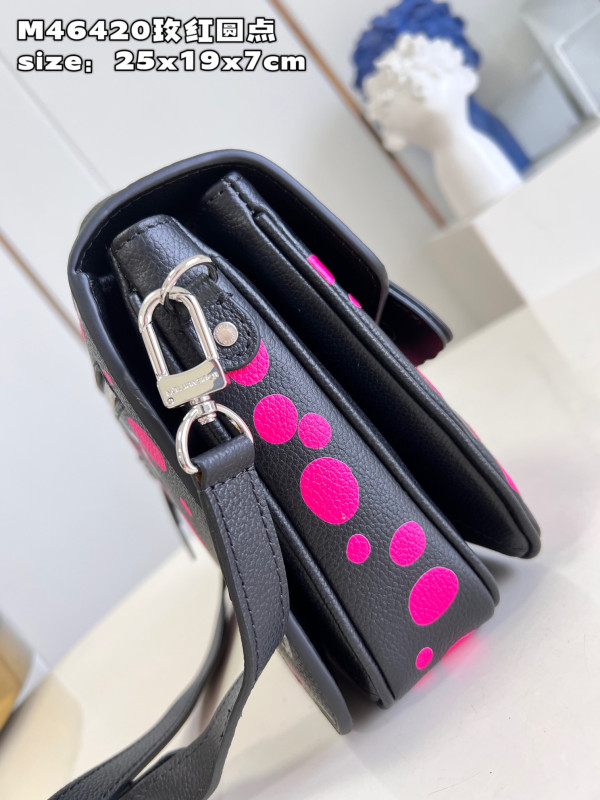 l**is V*t*n x yk pochette mÉtis