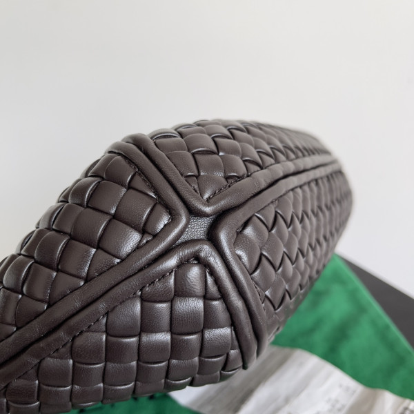 Bo*te*ga ve*ne*ta small clicker shoulder bag