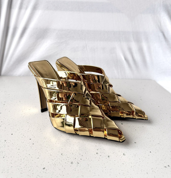 Bo*te*ga ve*ne*ta alfie mule