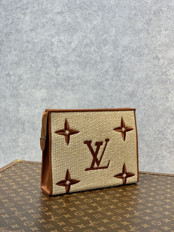 l**is V*t*n monogram raffia toiletry pouch