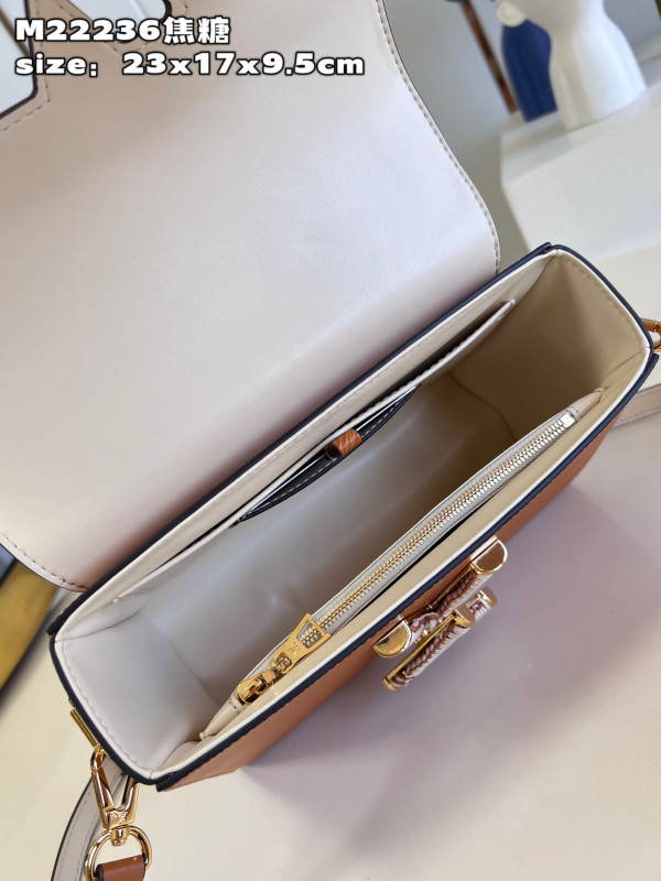 l**is V*t*n twist mm